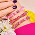 Hochet rose | Bracelet de perles de verre de l'Himalaya